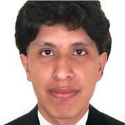 Profesor de música con título profesional en docencia musical. Especialidad de piano y vientos andinos